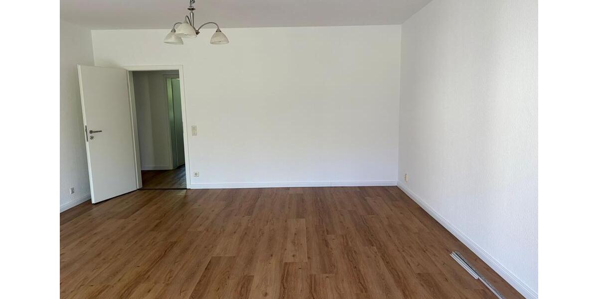 Etagenwohnung Recklinghausen - 3.5 Zimmer, 88 m&sup2;, 1.400&euro; | Angebot:26396551