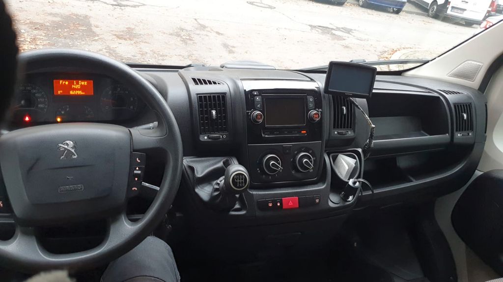 Peugeot Boxer 175.000 km 10.400 &euro; Dortmund 44147