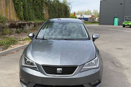 Seat Ibiza 89.000 km 9.400 &euro; Essen 45359