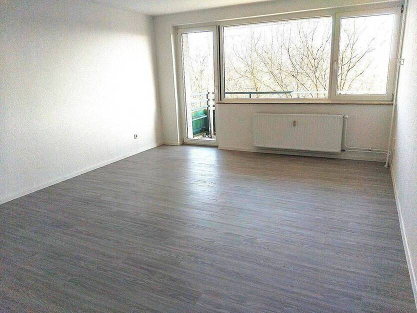 Sanierte 2 Zimmer Wohnung mit Balkon in Gelsenkirchen zu vermieten