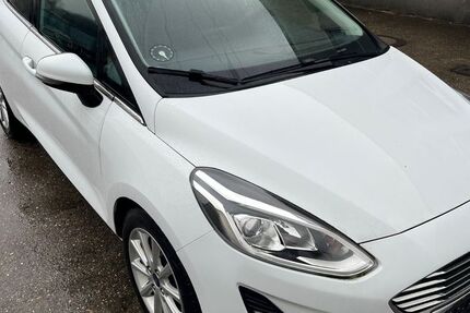 Ford Fiesta 82.908 km 7.900 &euro; Essen 45326