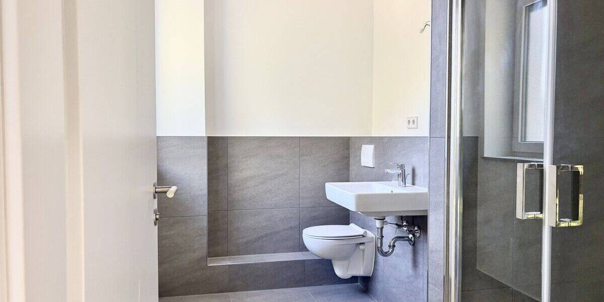 Reihenmittelhaus Hattingen Bredenscheid-Stüter - 3 Zimmer, 135 m&sup2;, 1.693&euro; | Angebot:25708877