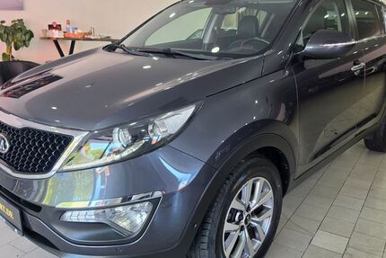 Kia Sportage 157.792 km 8.999 &euro; Recklinghausen 45661