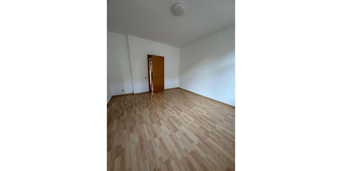 Etagenwohnung Gelsenkirchen - 4 Zimmer, 103 m&sup2;, 732&euro; | Angebot:25320630