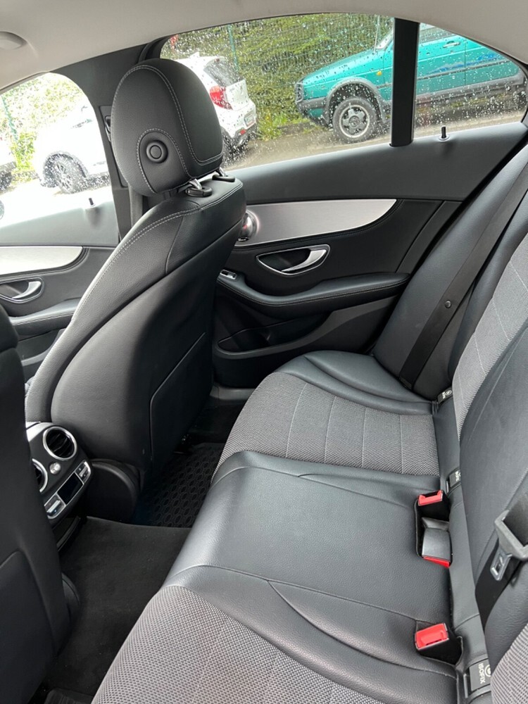 Mercedes-Benz C 220 176.817 km 24.500 € Hagen 58095