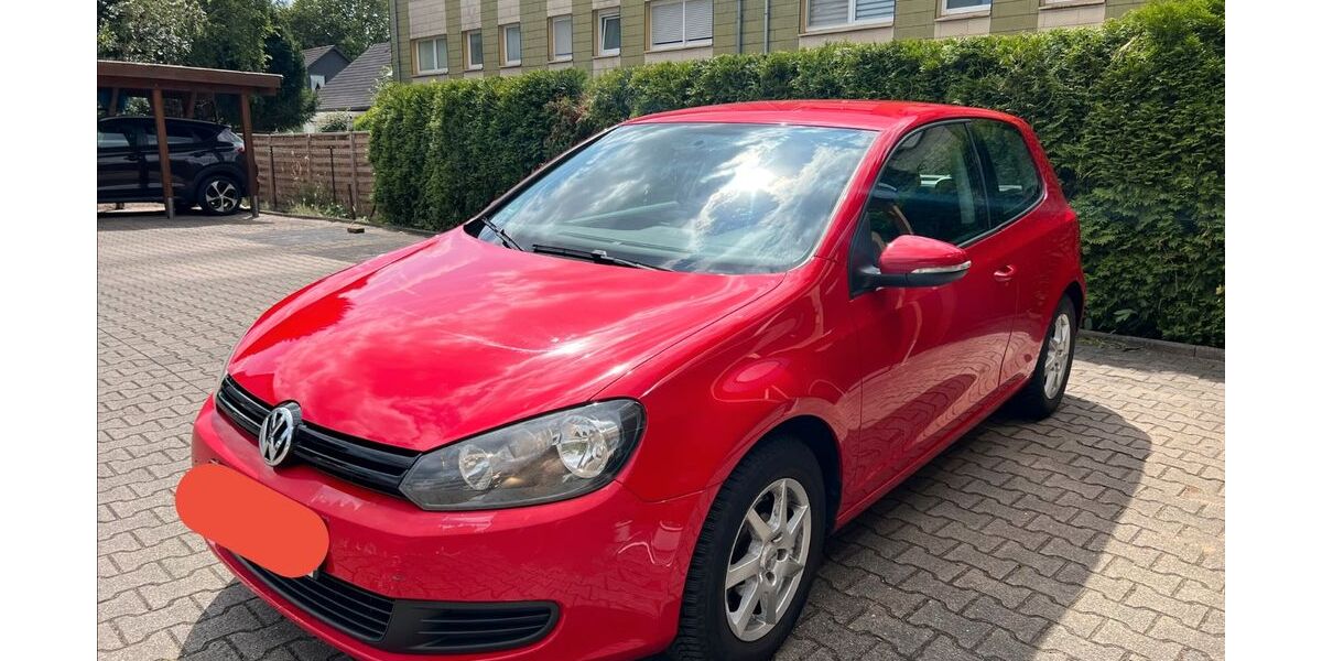 VW Golf 127.000 km 4.100 &euro; Essen 45359