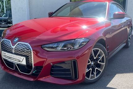 BMW i4 29.086 km 49.770 &euro; Essen 45134