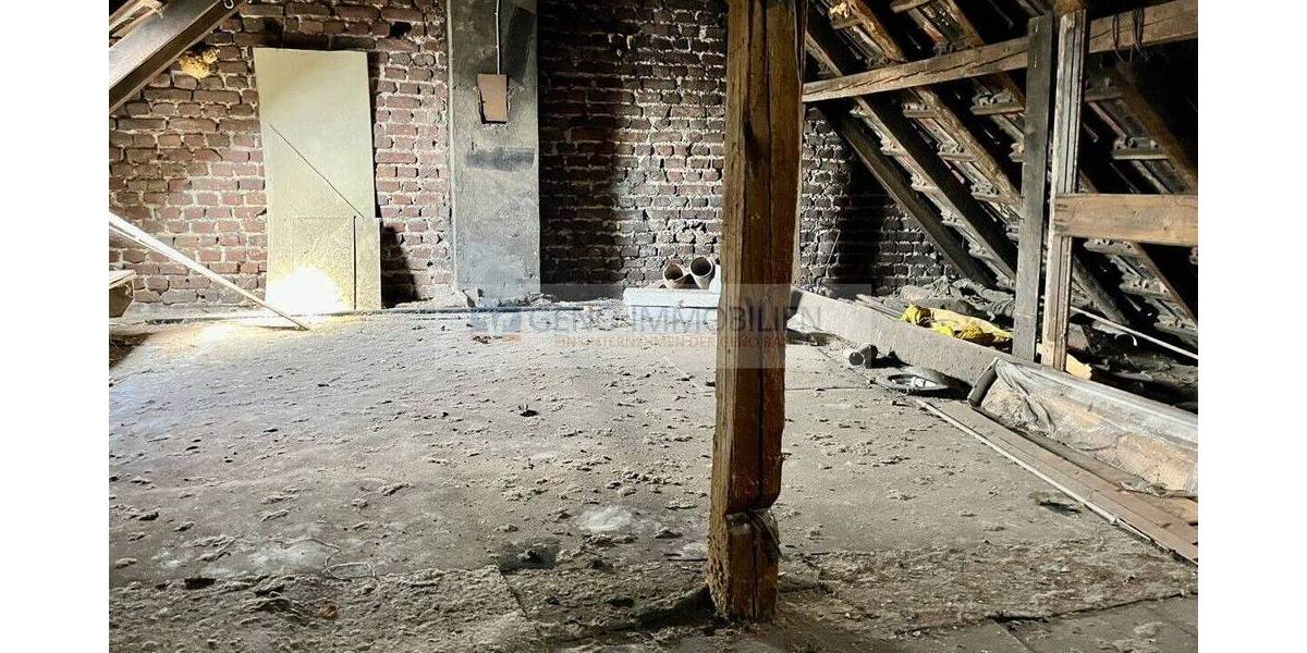 Potentialfläche zur Entwicklung - Wohn- und Geschäftshäuser in der Altstadt 3 zimmer