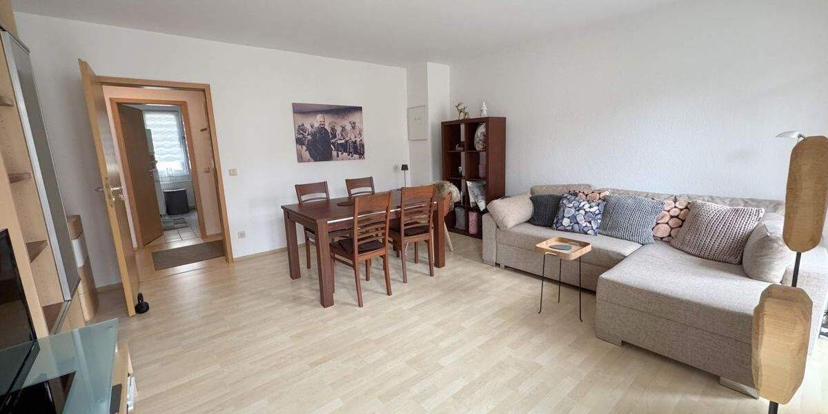 Etagenwohnung Bochum Stiepel - 2 Zimmer, 61 m&sup2;, 198.000&euro; | Angebot:25692712