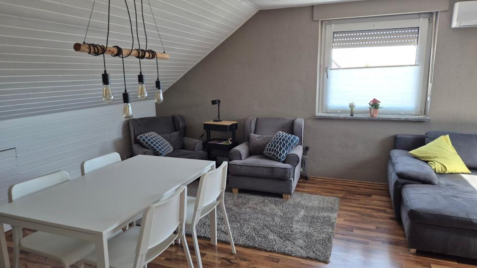 Dachgeschoßwohnung Selm - 3 Zimmer, 59 m&sup2;, 500&euro; | Angebot:26355269