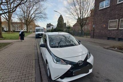 Toyota Aygo (X) 198.000 km 3.300 &euro; Gelsenkirchen 45899