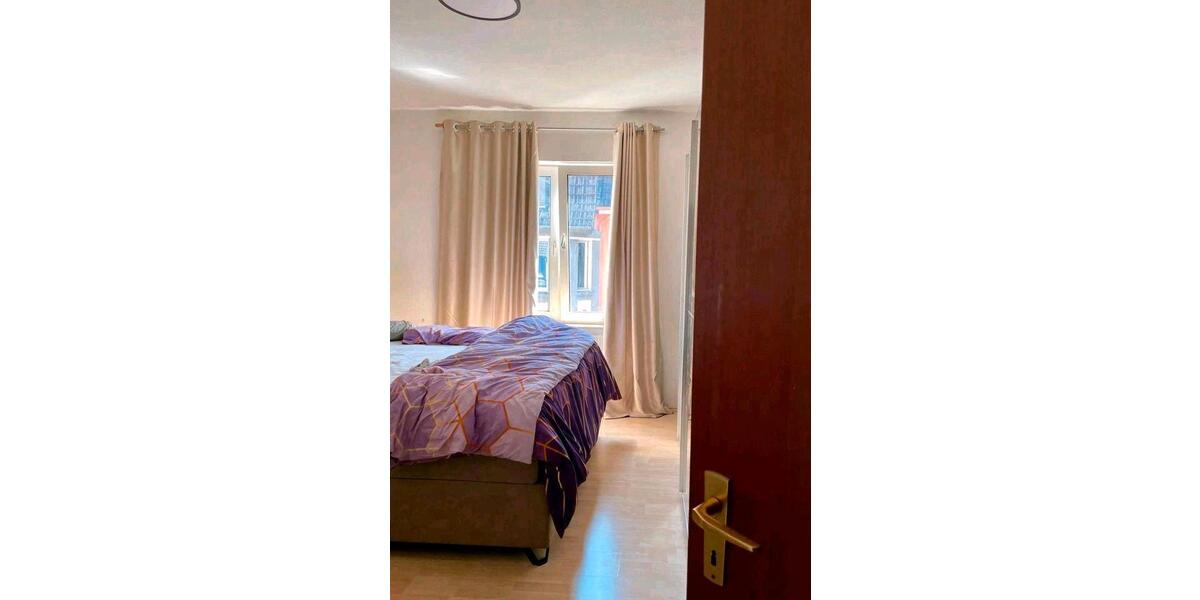 Etagenwohnung Essen Stadtbezirk III - 3 Zimmer, 89 m&sup2;, 175.000&euro; | Angebot:27096101