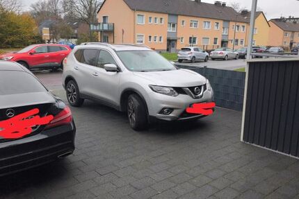 Nissan X-Trail 196.000 km 9.000 &euro; Herten 45699