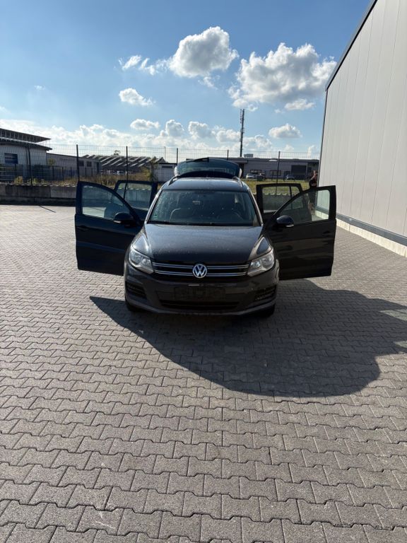 VW Tiguan 57.057 km 10.550 € Dorsten 46286