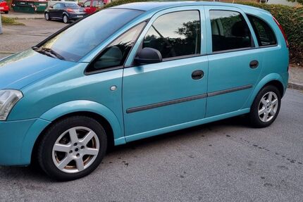 Opel Meriva 118.000 km 1.950 &euro; Essen 45127