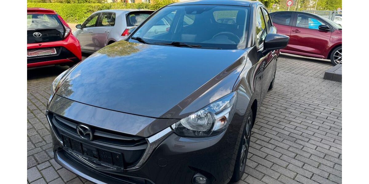 Mazda 2 118.000 km 10.190 &euro; DORTMUND 44263