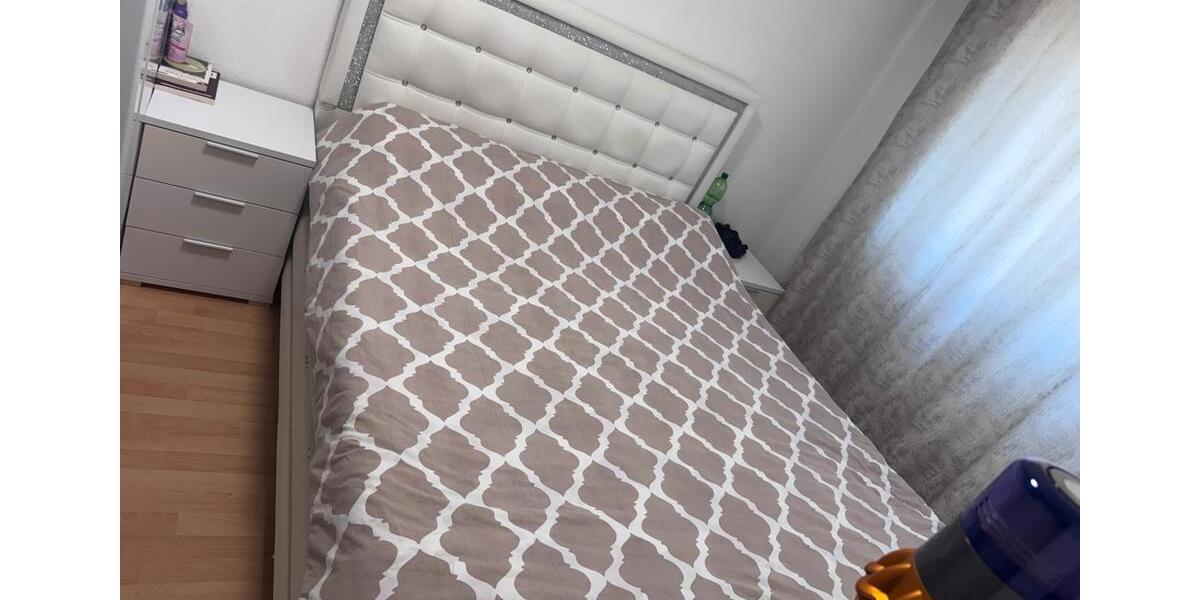 Etagenwohnung Essen Frillendorf - 3 Zimmer, 80 m&sup2; | Angebot:26383000