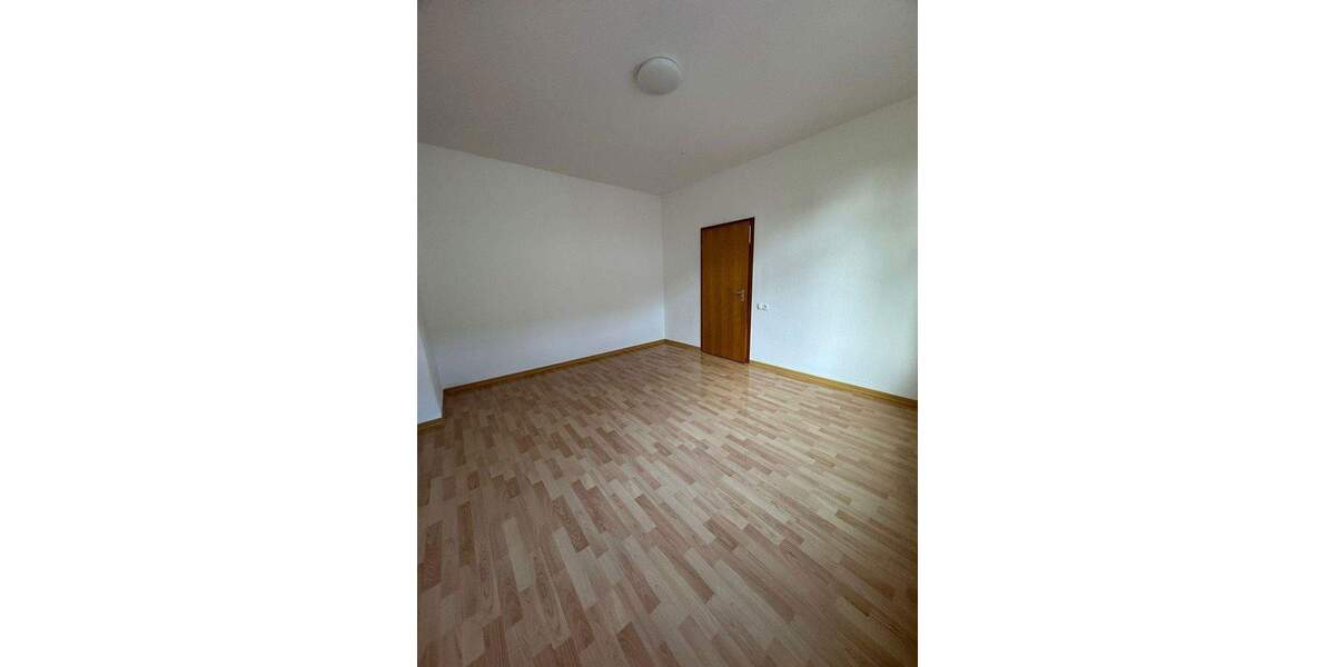 Etagenwohnung Gelsenkirchen Neustadt - 4 Zimmer, 103 m&sup2;, 732&euro; | Angebot:25339795