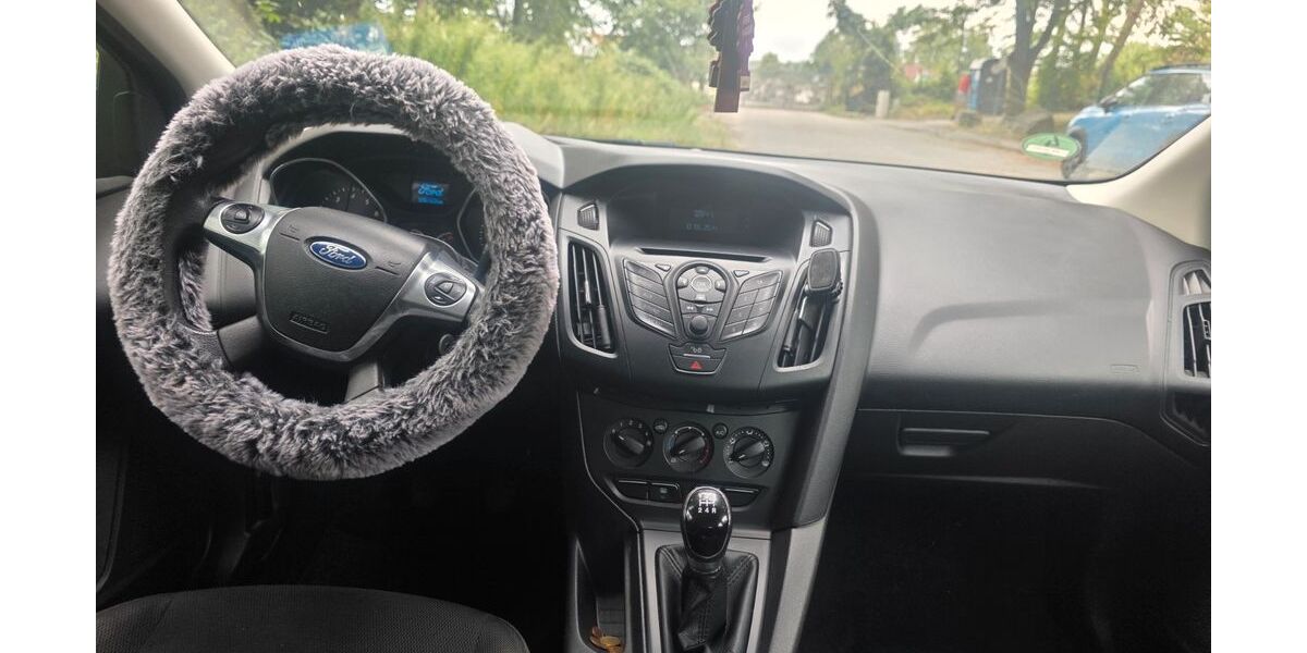 Ford Focus 180.800 km 3.999 &euro; castrop rauxel 44575