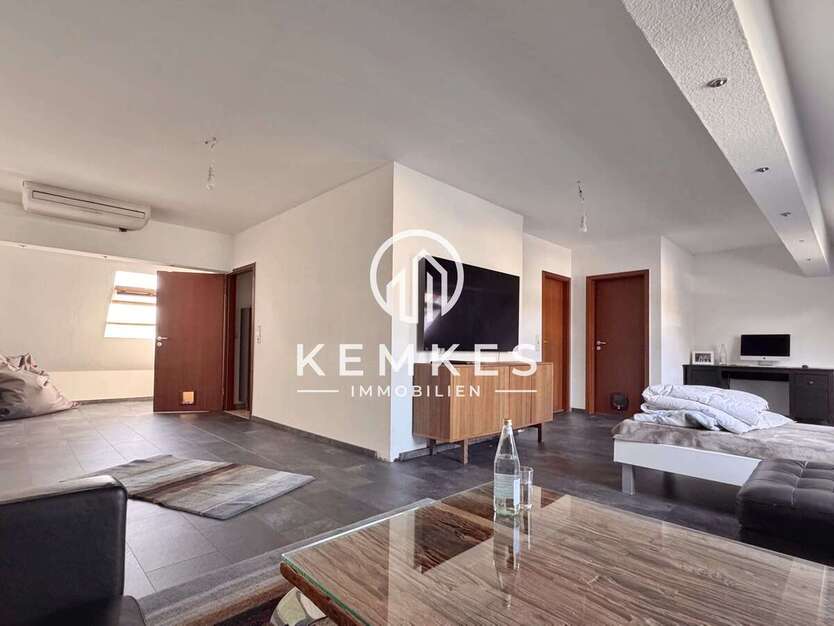 Wohnung zum Kaufen in Mülheim 230.000 € 107.92 m² 4 zimmer