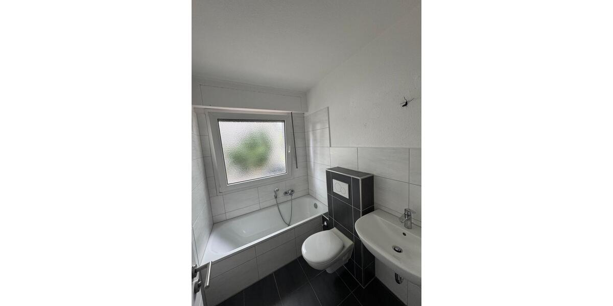 Erdgeschoßwohnung Recklinghausen - 3 Zimmer, 79 m&sup2;, 590&euro; | Angebot:26335944