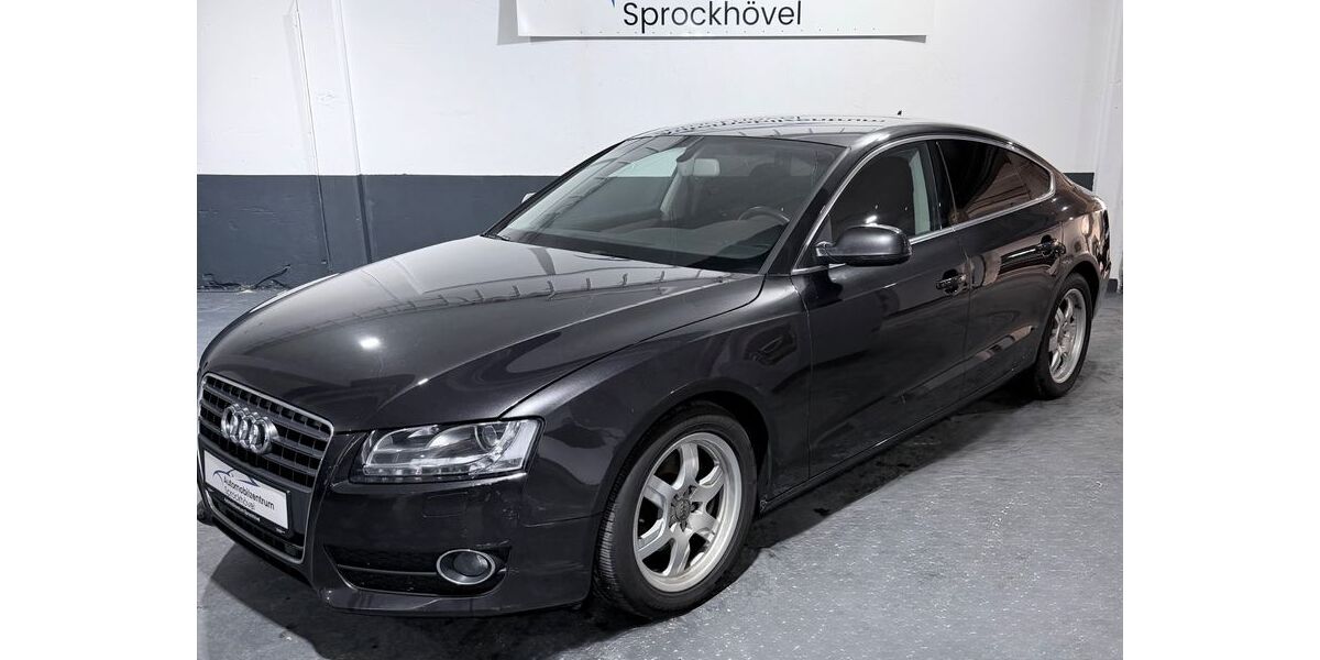 Audi A5 101.500 km 10.990 &euro; Sprockhövel 45549