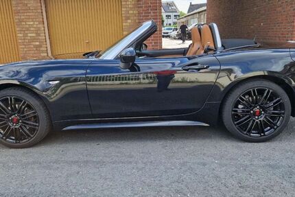 Fiat 124 Spider