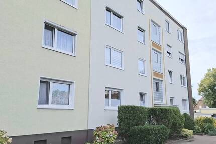 Attraktive Erdgeschoss-Eigentumswohnung mit Süd-West-Balkon und Carport in Marl-Brassert! 4 zimmer