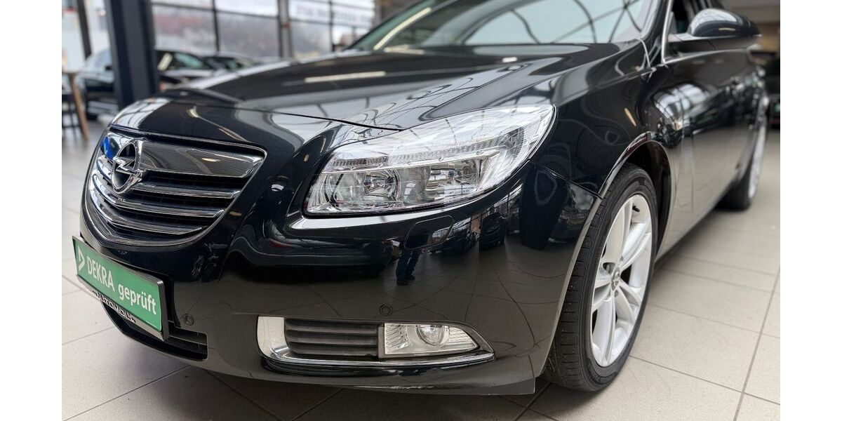 Opel Insignia 95.569 km 11.890 &euro; Bottrop 46236