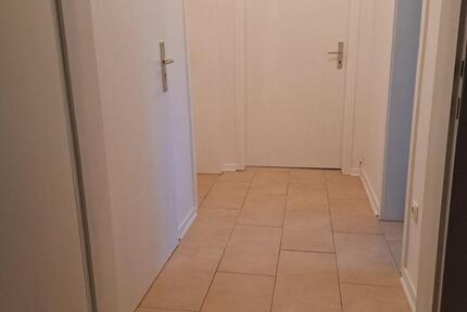 2-Zimmer Erdgeschosswohnung zimmer