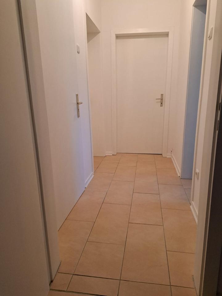 2-Zimmer Erdgeschosswohnung zimmer