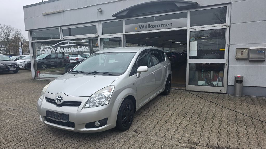 Toyota Corolla Verso 150.000 km 4.490 &euro; Gladbeck 45966