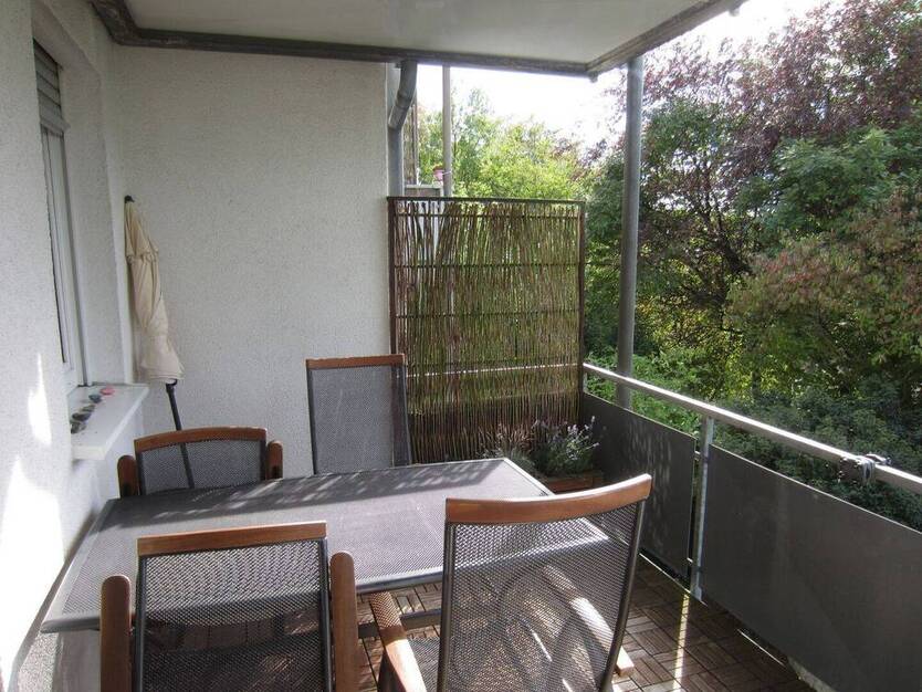 58456 WITTEN-HERBEDE-VORMHOLZ, AM WALDRAND GELEGEN, HELLE, MODERNE EIGENTUMSWOHNUNG MIT BALKON, AUFZUG, TIEFGARAGEN-STELLPLATZ, ZU VERKAUFEN ! 3 zimmer