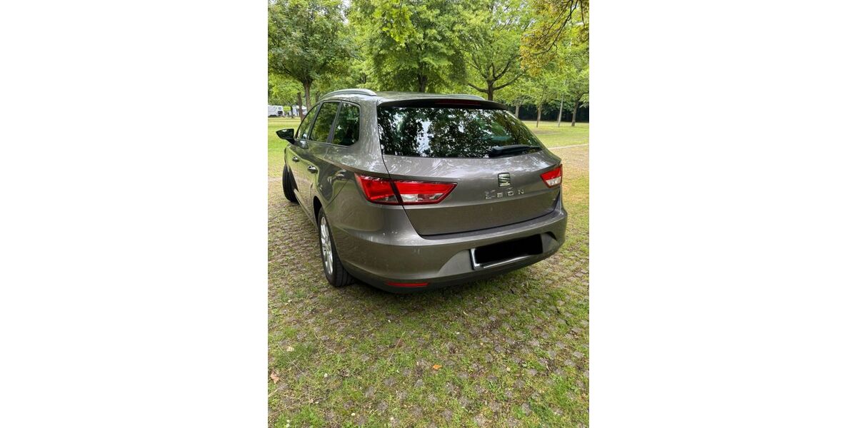 Seat Leon 104.142 km 7.299 &euro; Gladbeck 45964