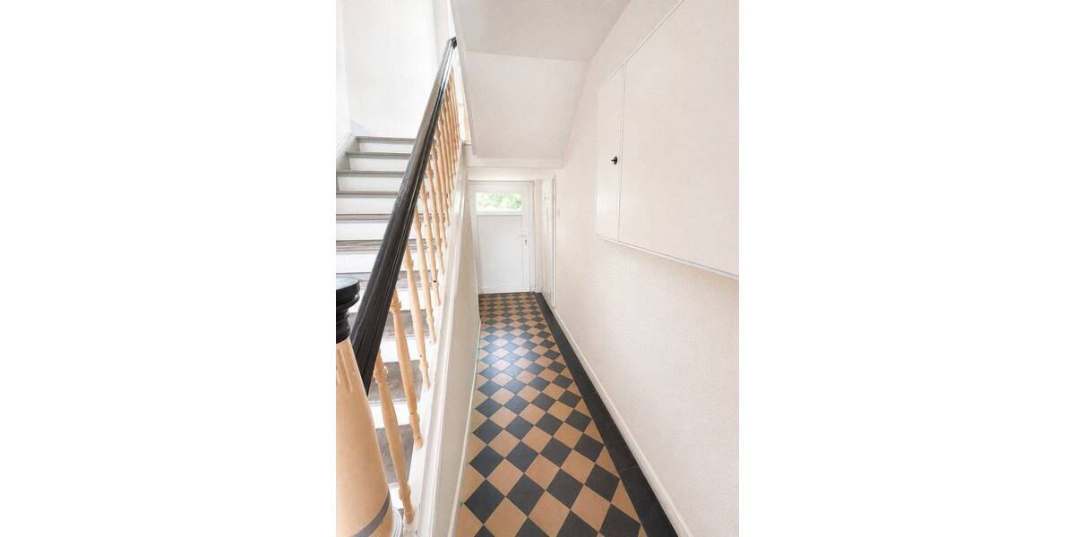 Etagenwohnung Essen Altendorf - 4 Zimmer, 92 m&sup2;, 744&euro; | Angebot:26823926