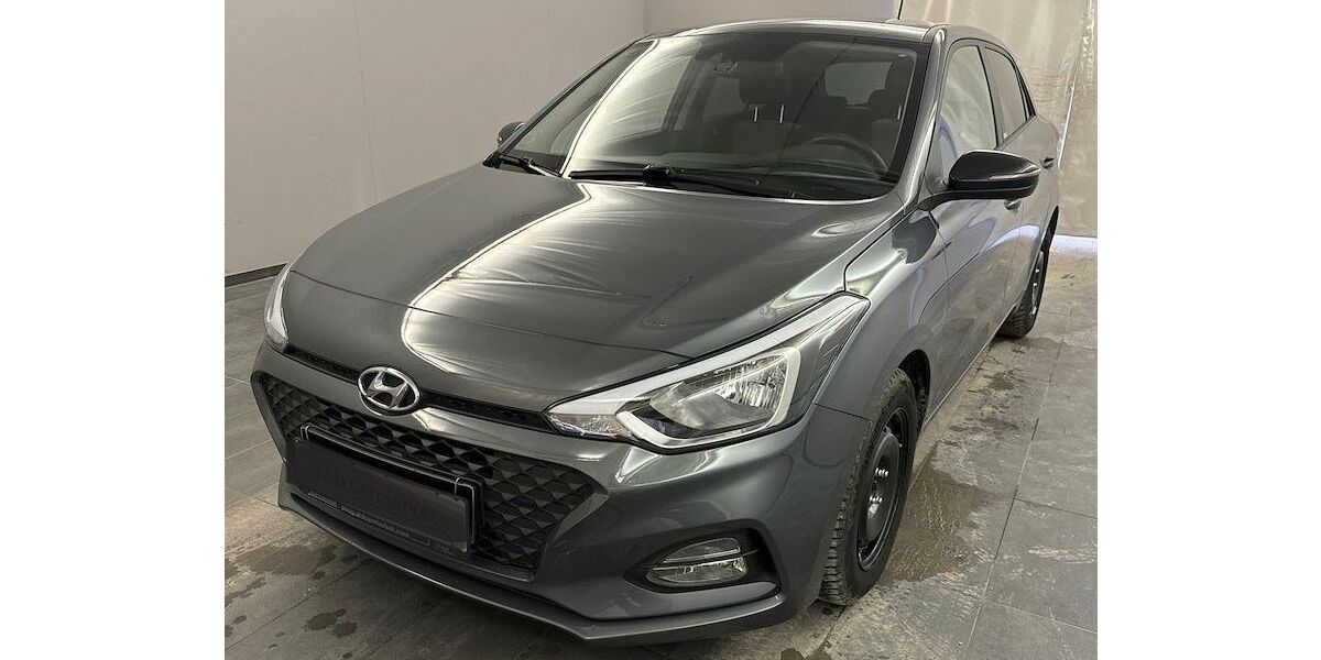 Hyundai i20 18.300 km 13.900 &euro; Bochum 44803