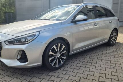 Hyundai i30 105.518 km 14.599 &euro; Essen 45329