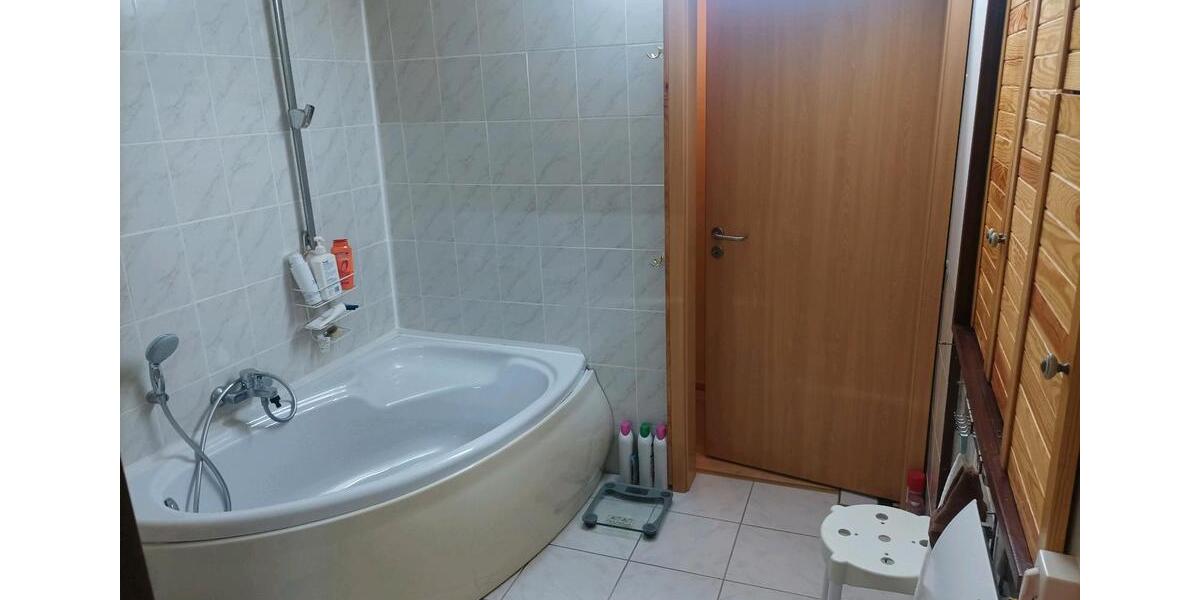 Erdgeschoßwohnung Dorsten Altstadt - 4 Zimmer, 91 m&sup2;, 150.000&euro; | Angebot:27113387