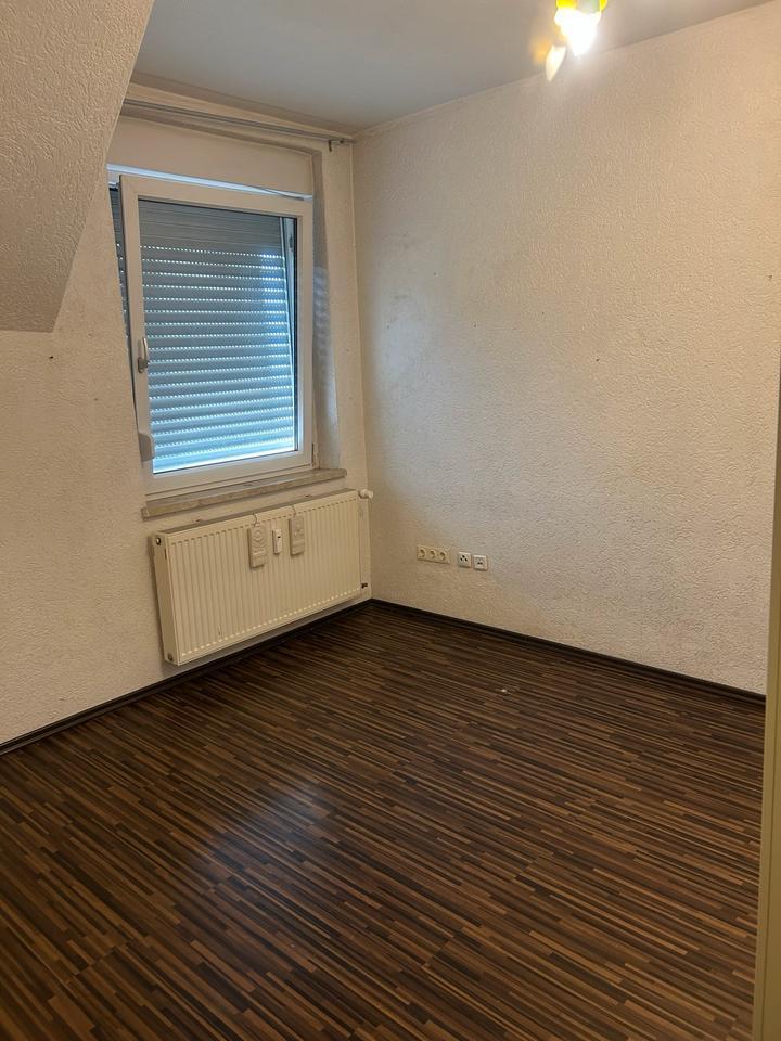 Haus mieten mit Gar4 Personen bevorzugt!!!&&.. zimmer