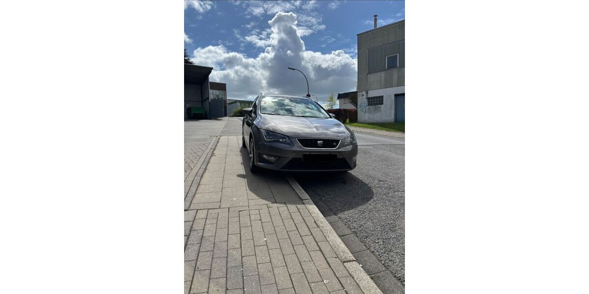 Seat Leon 140.000 km 11.300 &euro; Essen 45259