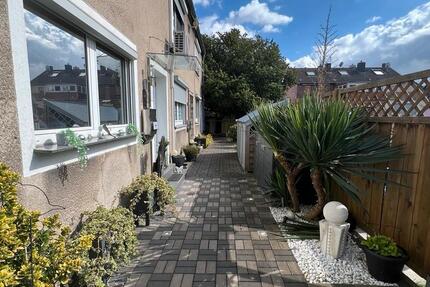 Liebevoll gepflegtes Reihenhaus mit Wellness-Oase in C-R 3 zimmer