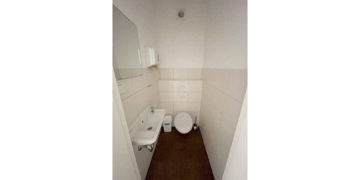 Etagenwohnung Oberhausen Altstadt-Mitte - 4 Zimmer, 113 m&sup2;, 960&euro; | Angebot:24875520