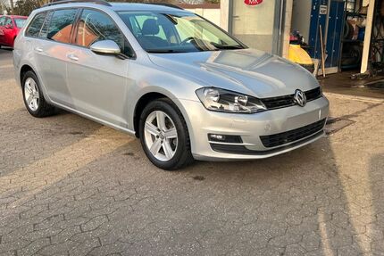 VW Golf 178.000 km 7.480 &euro; Essen 45141