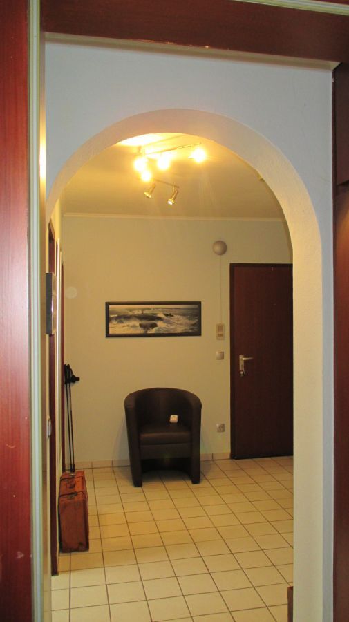 Provisionsfrei* Mehrfamilienhaus, 4 WE in Top Lage, EG 93 qm mit Garten u. Garage frei
