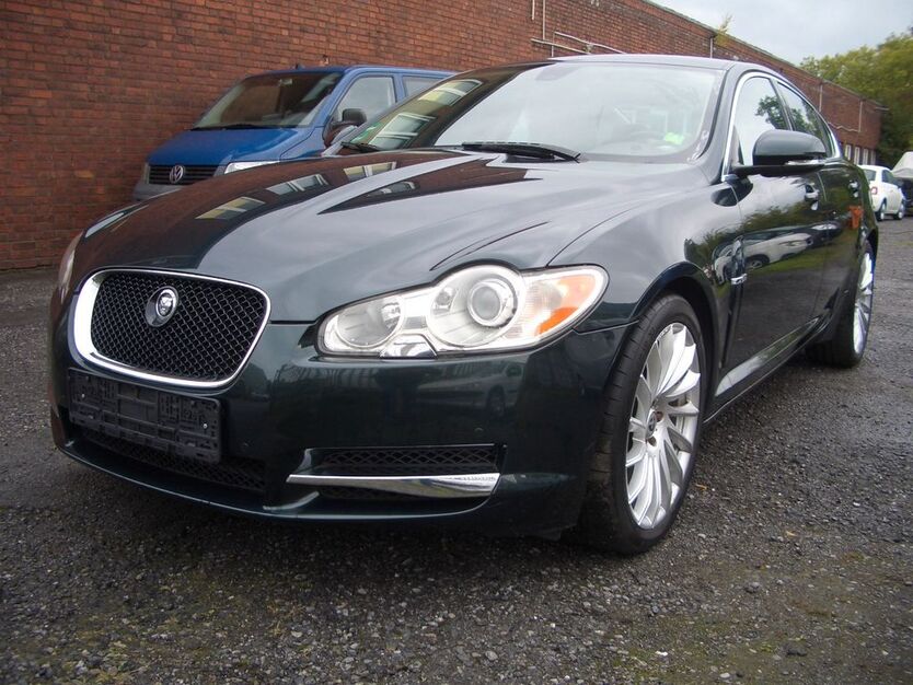 Jaguar XF 165.000 km 4.900 € Bochum 44793