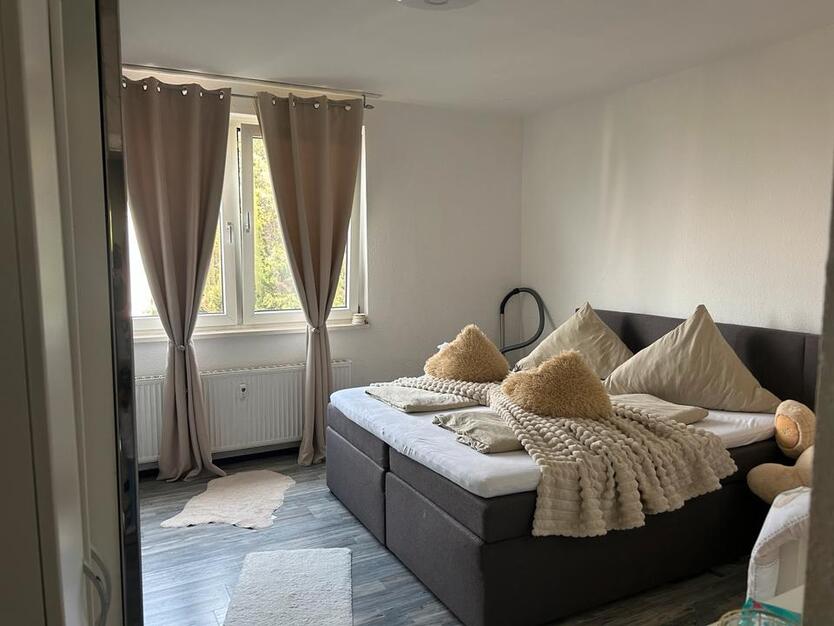 ETW mit 2,5 Zimmer in Lirich zu verkaufen zimmer