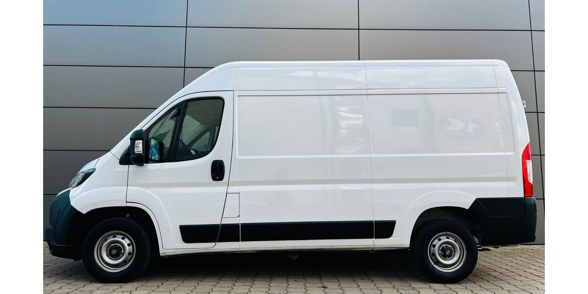 Opel Movano 30.000 km 23.562 &euro; Bottrop 46242