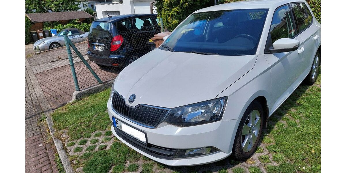 Skoda Fabia 89.000 km 8.490 &euro; Essen 45259