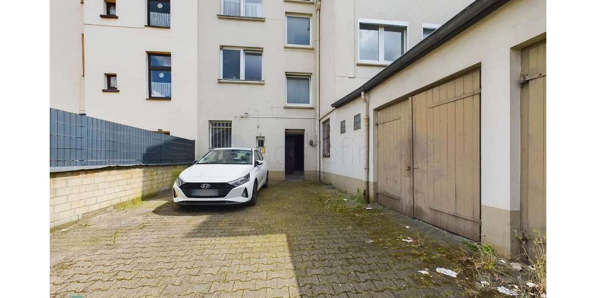 Haus zum Kaufen in Essen 699.000 € 400 m² 11 zimmer