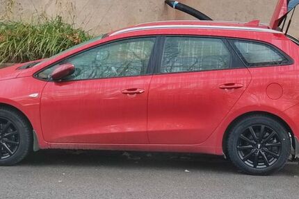 Kia ceed Sportswagon 218.000 km 6.395 &euro; Dortmund 44149